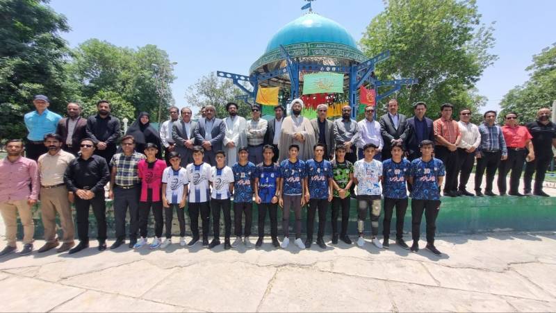 اعزام تیم فوتسال فرهنگیان عنبرآباد نماینده استان به مسابقات کشوری